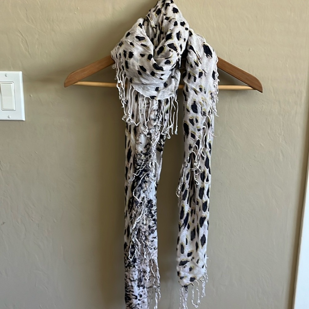 Bytu Collection Scarf